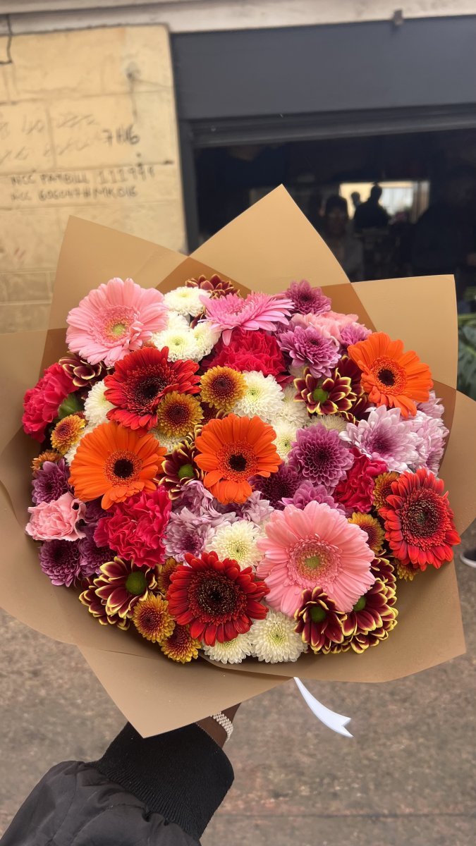 Vibrant Harmony 🌸💐
