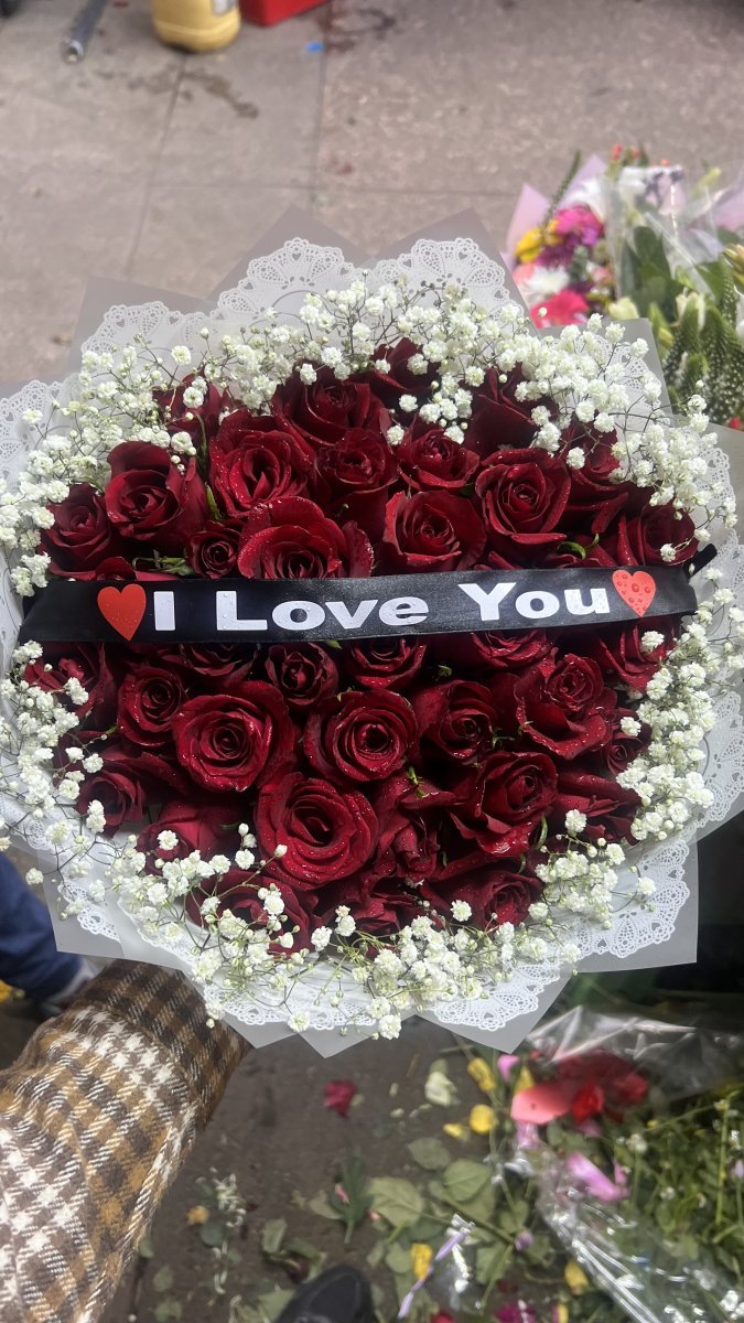 Forever yours 😊🦋❤️❤️💌
